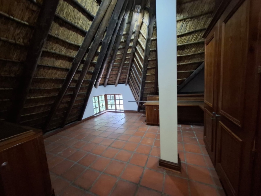 5 Bedroom Property for Sale in Cashan North West